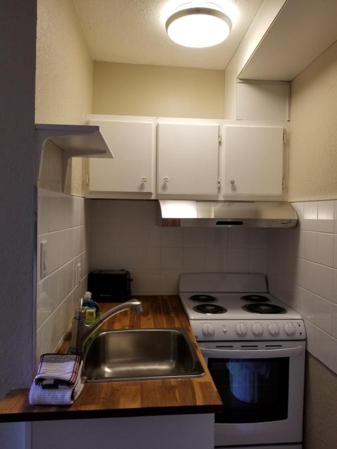 Sun Plaza Motel Sundre 外观 照片