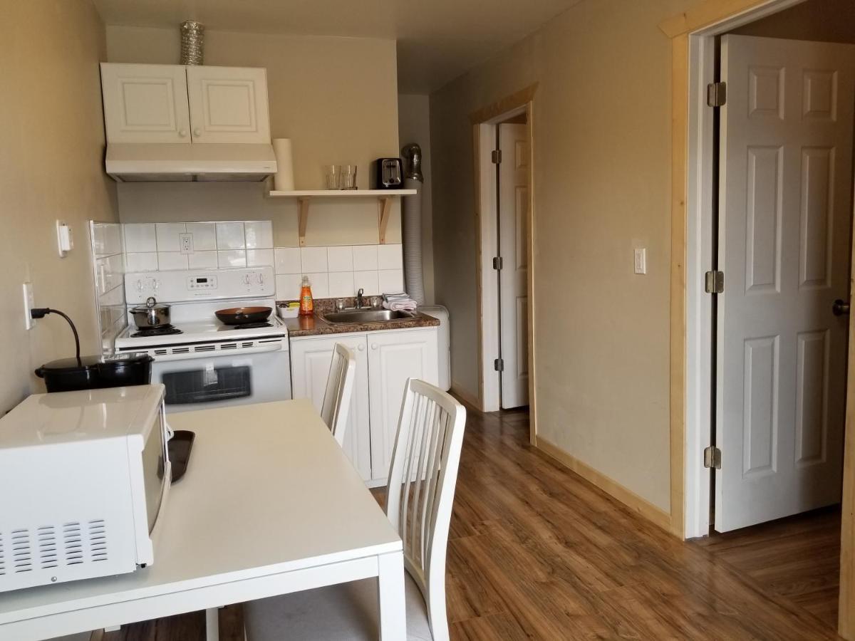 Sun Plaza Motel Sundre 外观 照片