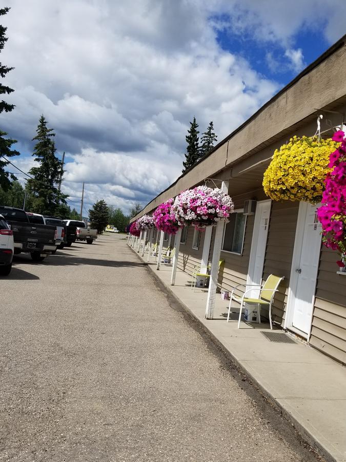 Sun Plaza Motel Sundre 外观 照片